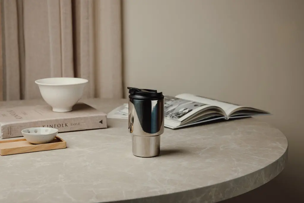 VINGA Nagano šalica to-go 350 ML V43206 reflecting-7 VINGA Nagano šalica to-go 350 ML V43206 reflecting-7