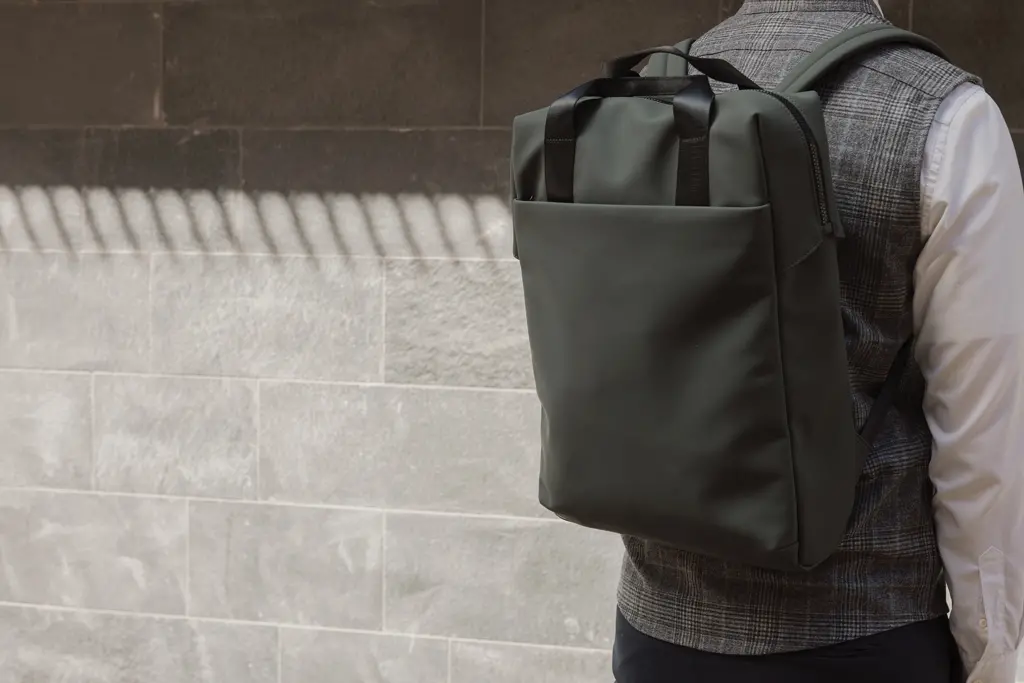 VINGA Baltimore ruksak V70500 green-10