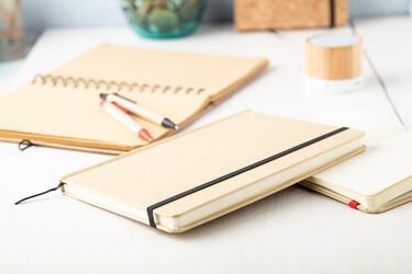 Rokovnik Prunus A5 AP781196 black 147×210×15 mm-1