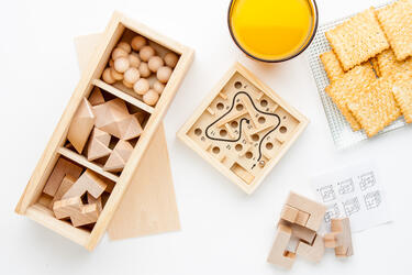 Promotivni set igara Leon AP800369