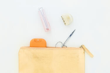 Kozmetička torba Mecol AP722715 gold 210×150×3 mm-1