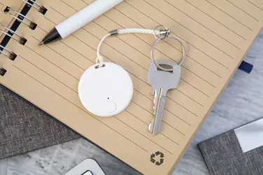 Promotivni Bluetooth uređaj za traženje ključeva FindIt AP800522 white-3 Promotivni Bluetooth uređaj za traženje ključeva FindIt AP800522 white-3
