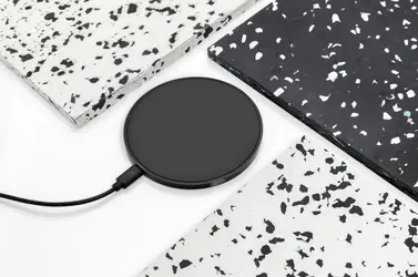 Bežični punjač od 10W RCS P308.66 black-7