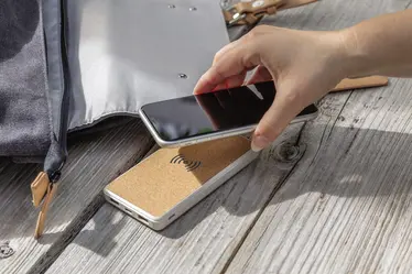 Bežični Power bank 8.000 mAh 5W P322.21 khaki-9