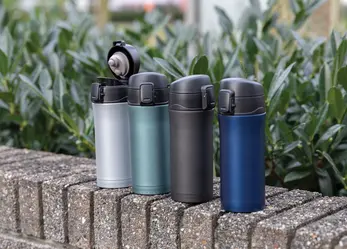 Metalna termo šalica s jednostavnim zaključavanjem P432.76 blue-10