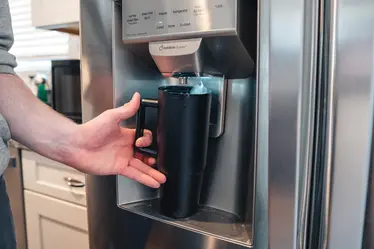 Termo čaša s ručkom 900 ml Tana P437.10 black-9