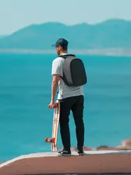 Ruksak Bobby Hero Small sa zaštitom od krađe P705.70 black-31