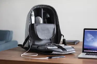 Ruksak Bobby Hero XL sa zaštitom od krađe P705.71 grey-23