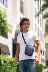 Torbica za rame Boxy Sling P705.95 navy-19