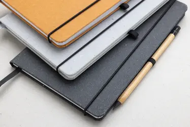 Rokovnik od reciklirane kože tvrdog uveza A5 P774.20 light grey-10