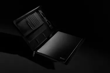 Mapa za dokumente s patentnim zatvaračem A4 Swiss Peak Heritage P774.41 black-15