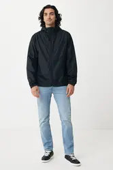Iqoniq Logan lagana jakna od recikliranog poliestera T9701 black 4XL-22