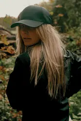 Iqoniq Logan lagana jakna od recikliranog poliestera T9701 black 4XL-45