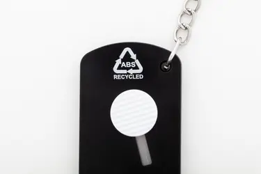 Privjesak za ključeve noža za papir Parcelo AP809622 black 33×57×4 mm-5