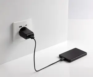Magnetski Power bank 5000 mah 5 W Orion RCS P322.60 black-8