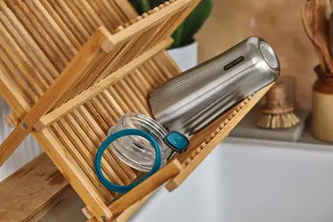 Putna čaša 600 ml Black+Blum P439.14 turquoise-18