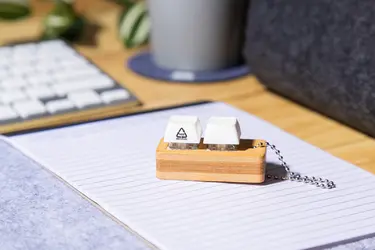 Antistres privjesak za ključeve AP808159 white 54×25×31 mm-3