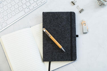 Rokovnik od filca Refelt Note A5 AP808171 dark grey 140×210×15 mm-7