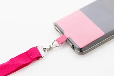 Vezica za držanje mobitela Revent Call AP800580 pink 20×550 mm-3